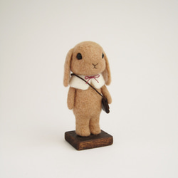 ウサギ　ロップイヤーブラウン（ティペット・ショルダーバッグ）羊毛フェルト人形 4枚目の画像