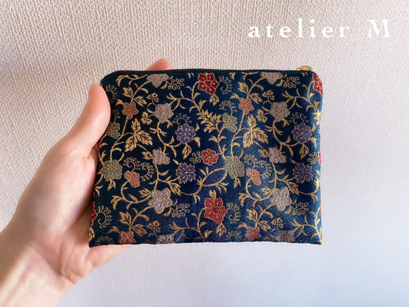 金欄のフラットポーチ(Mサイズ) 1枚目の画像