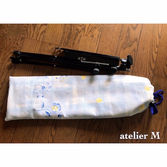 リバーシブルの譜面台ケース　ブルー 1枚目の画像