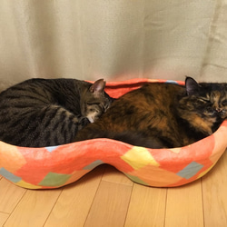 和紙でできた猫ベッド　ざ・ぴ～にゃっつ (オーダー製) 2枚目の画像
