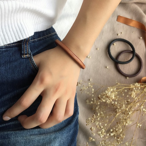 レザーブレスレット/シームレス薄型ナローエディション/身に着ける