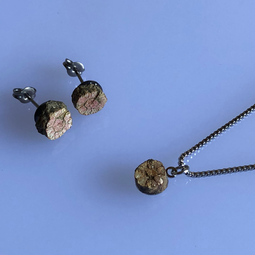 【ミリィカレガリ】天然石ショートネックレス×ピアスセット ミリィカレガリ】天然石ショートネックレス×ピアスセット - メルカリ