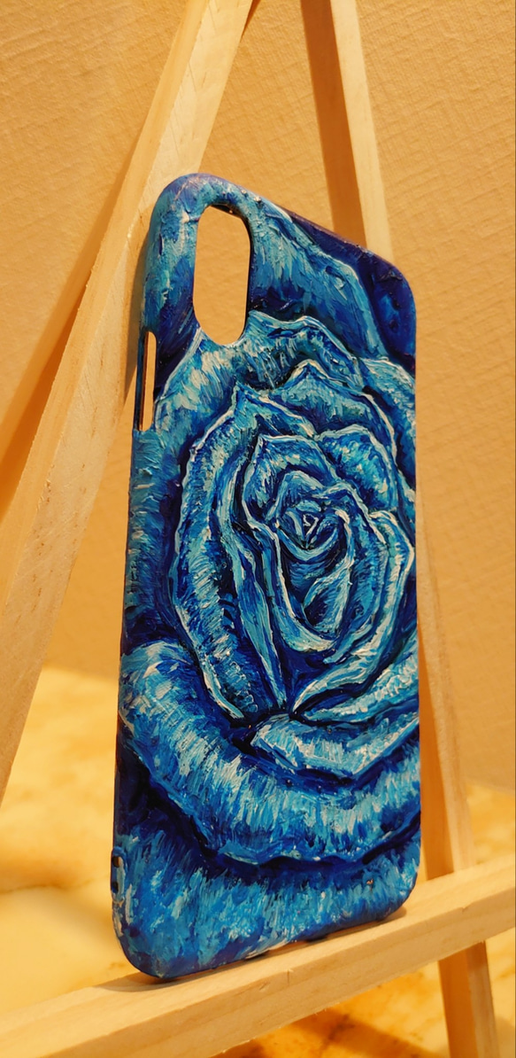 油絵 手作りスマホケース【青い薔薇】iPhoneX/XS 2枚目の画像