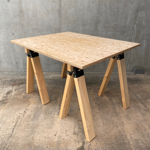 24mm合板と斜め足の作業台 什器】 (無塗装) イベント フリマ 24mm合板と斜め足の作業台 什器】 (無塗装) イベント フリマ