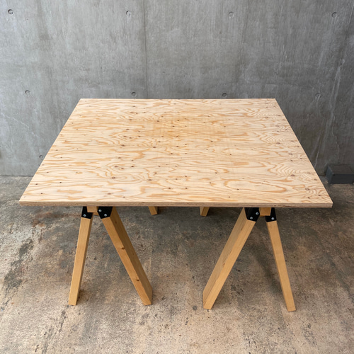 24mm合板と斜め足の作業台 什器】 (無塗装) イベント フリマ 24mm合板と斜め足の作業台 什器】 (無塗装) イベント フリマ