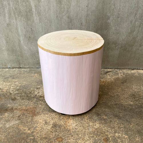 ペンキを塗ったクラック切り株スツール(pale pink) 33cm 丸太