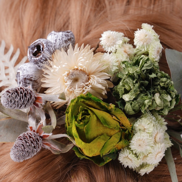 【ドライフラワー】グリーン系花材ベースの髪飾り　ヘッドドレス　卒業式　結婚式 3枚目の画像