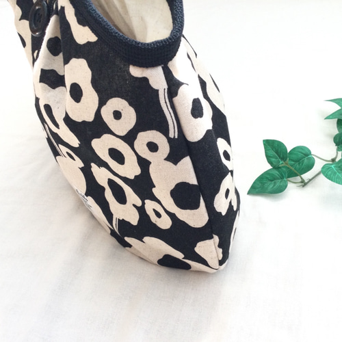 コロン☆グラニーバッグ　ミモザサークル（ブラック）　ハンドメイド コロン☆グラニーバッグ ミモザサークル（ブラック） ハンドメイド