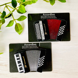 【カスタムオーダー】黒いアコーディオンのマグネット 2枚目の画像