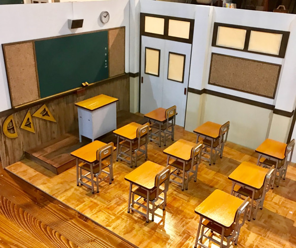 マグネット式1/6ドール教室 30cm×45cm 教卓 ロッカー 前黒板 時計