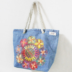 ニャンドゥティレースのヴィンテージデニムトートバッグ  LGTB-V-MT 1枚目の画像