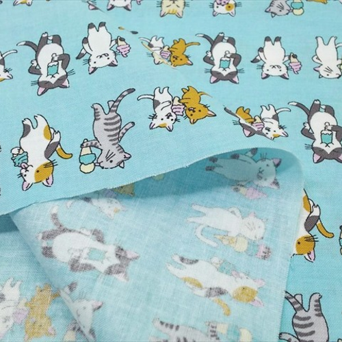 ねことアイスパネル生地　ハンドメイド シーチング 生地 布【50×110cm】 ねことアイス 猫柄 ネコ 夏