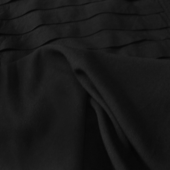 黑色天絲棉小蓋袖背心 第6張的照片