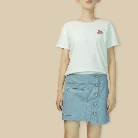 【週年慶滿額禮】小西瓜領圍拼色棉質T-Shirt 第1張的照片