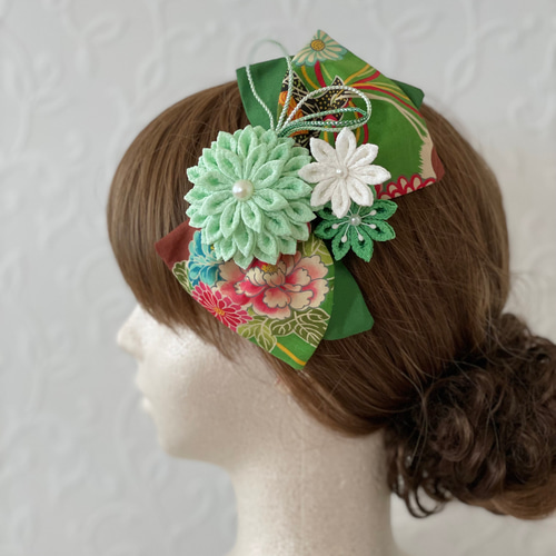 つまみ細工の髪飾り【グリーン 緑 ダブルリボン】成人式 振袖 卒業式