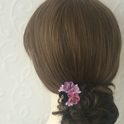 つまみ細工の髪飾り【紫　ブローチ　帯留め　ヘアクリップ 】成人式　振袖　卒業式　袴　浴衣　七五三　着物　母の日ギフト 6枚目の画像