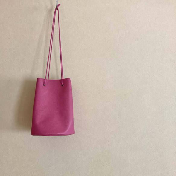 レザー巾着bag  chocotto ショートサイズ　トップピンク　限定カラー 2枚目の画像