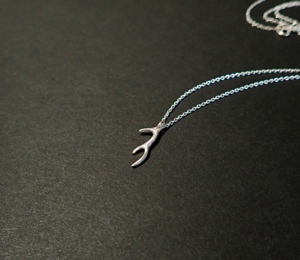 Yakushika（ネックレス）