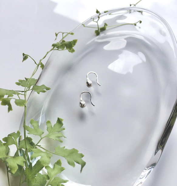 【受注制作】雨上がり ー雫ー（ピアス／フックタイプ） 3枚目の画像