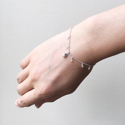 【受注制作】雨上がり ー雫ー（ブレスレット） 1枚目の画像