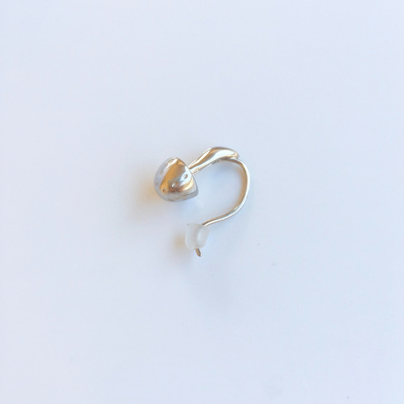 【受注制作】キノコ（ピアス） 5枚目の画像