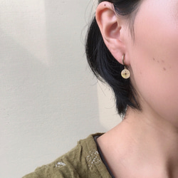 【受注制作】光　(イヤリング・ピアス／真鍮製） 3枚目の画像