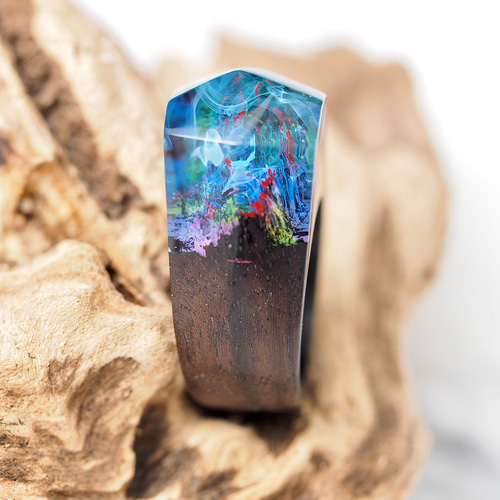 美しい景色を閉じ込めた木の指輪 Crystal wood ring <coral reefs