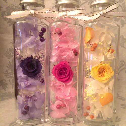 No.156 カーネーション＆小花のハート型トレイ♡固まるハーバリウム No.156 カーネーション＆小花のハート型トレイ♡固まるハーバリウム