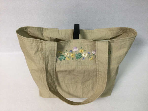 野の花の手刺繍エコバッグ(サファリベージュ) 3枚目の画像
