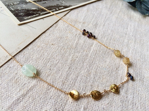 [production by order]   prehnite & navy pearl (necklace) 第2張的照片