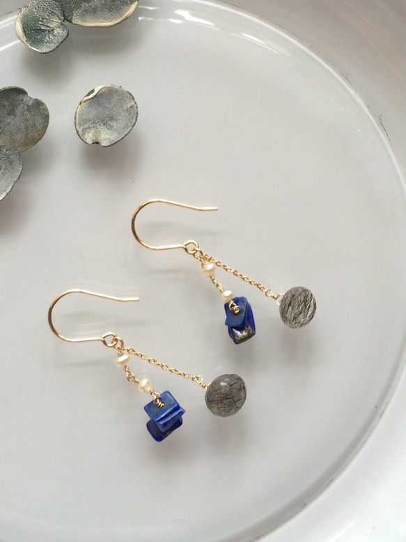 rutile quartz & lapis lazuli (earrings) 第2張的照片