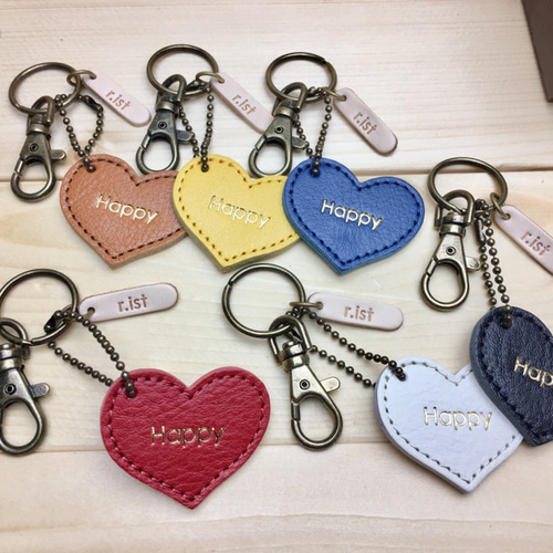 GUCCI ハート型レザーキーホルダー 楽天市場】GUCCI グッチ キーリング＆キーホルダーエンボスロゴ