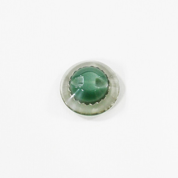 【送料無料】No.028/エメラルドグリーンボタン（15mm） 4枚目の画像