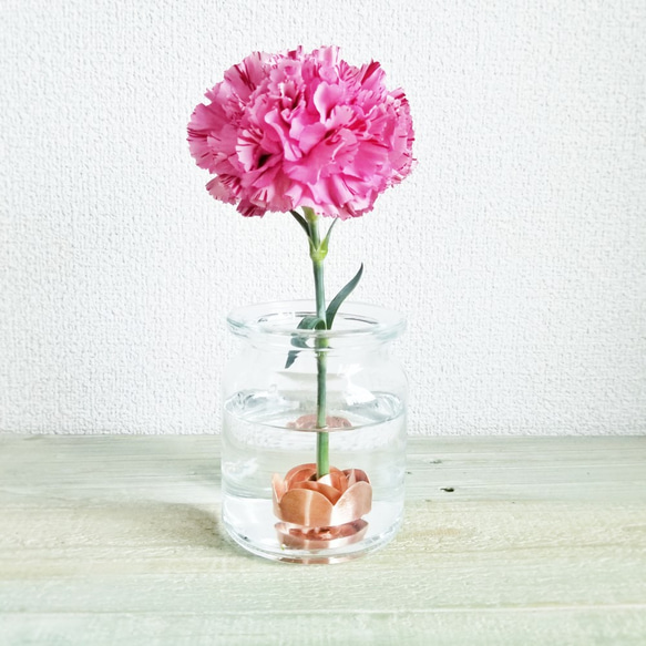 お花長持ち＊かわいい銅の花留め 1枚目の画像