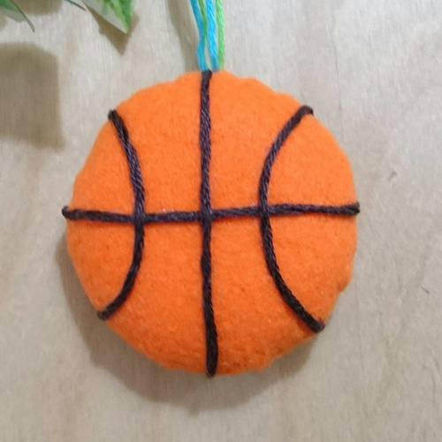 完成品】ハンドメイド バスケットボール フェルト お守り 部活お守り