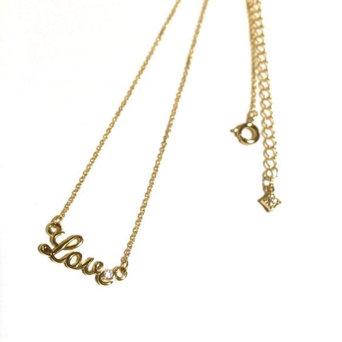 レタードチャームのネックレス（Love） ネックレス・ペンダント