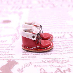 小皮靴|草莓襯裡 第2張的照片
