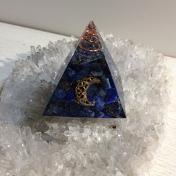ピラミッド型オルゴナイト 2枚目の画像