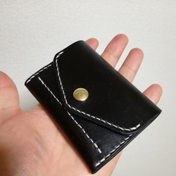 カード１枚とお札を携帯出来る黒革のコインケース 1枚目の画像