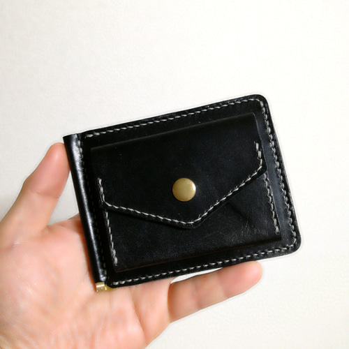 送料無料】黒ヌメ革の小銭入れ付マネークリップ マネークリップ 