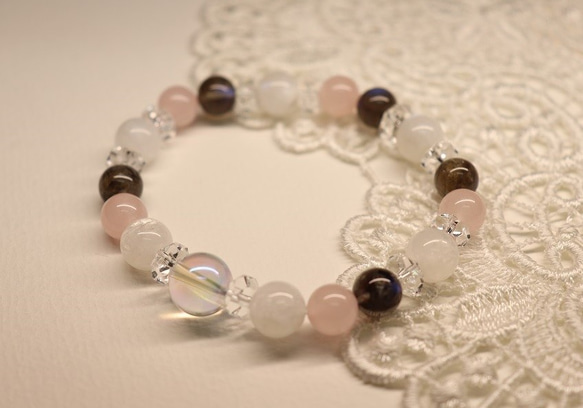 ムーンストーンとラブラドライトとローズクォーツとレインボー