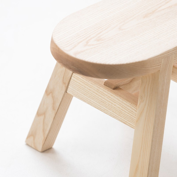 受注生産 職人手作り チェア スツール 子供椅子 おうち時間 リビング インテリア 無垢材 木製雑貨 家具 LR2018 3枚目の画像