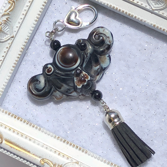 富・幸運を運んでくれる☆開運風水吉祥図「蝙蝠」天眼石  