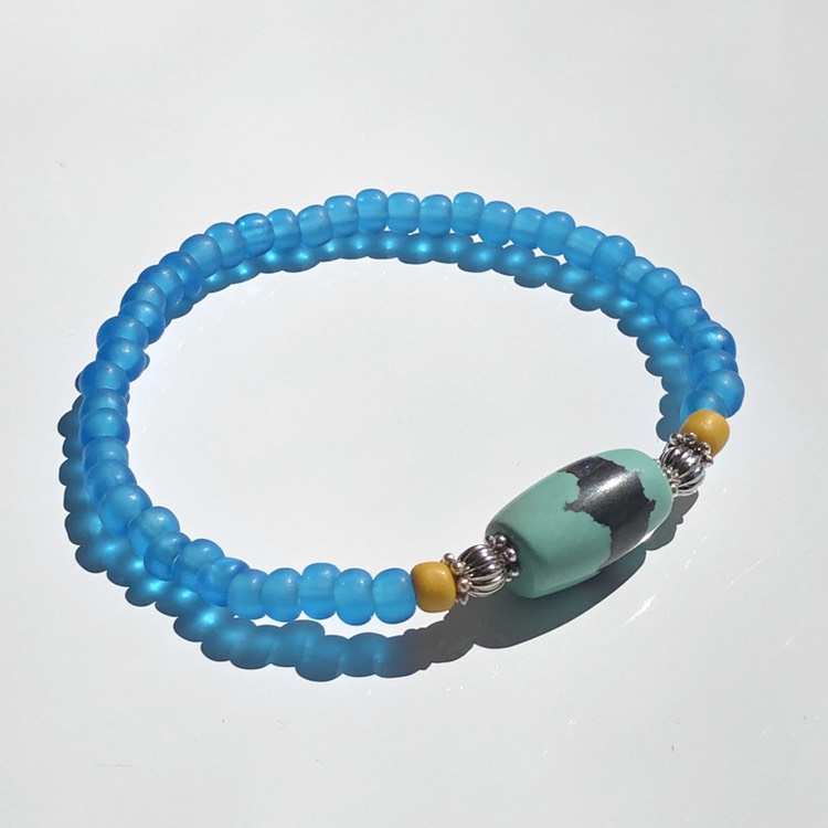 ターコイズ&アンティークビーズ☆ストーンブレスレット