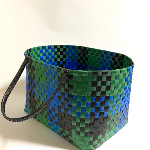 タイムセール‼️かごバック　【ギャラリー凛】　ブラック 受注製作】プラカゴ miniワイドサイズ/A5 miniW-1001 黒*紫 2way