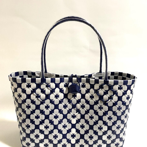 受注制作～プラかごバッグ☆新作☆ホワイトxネイビー 花柄☆ かご