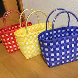 チェック柄 プラスチック製かごバッグ　woven チェック柄プラスチック製かごバッグ - メルカリ