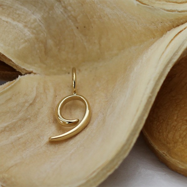 9 K18 ゴールドナンバーネックレス 数字