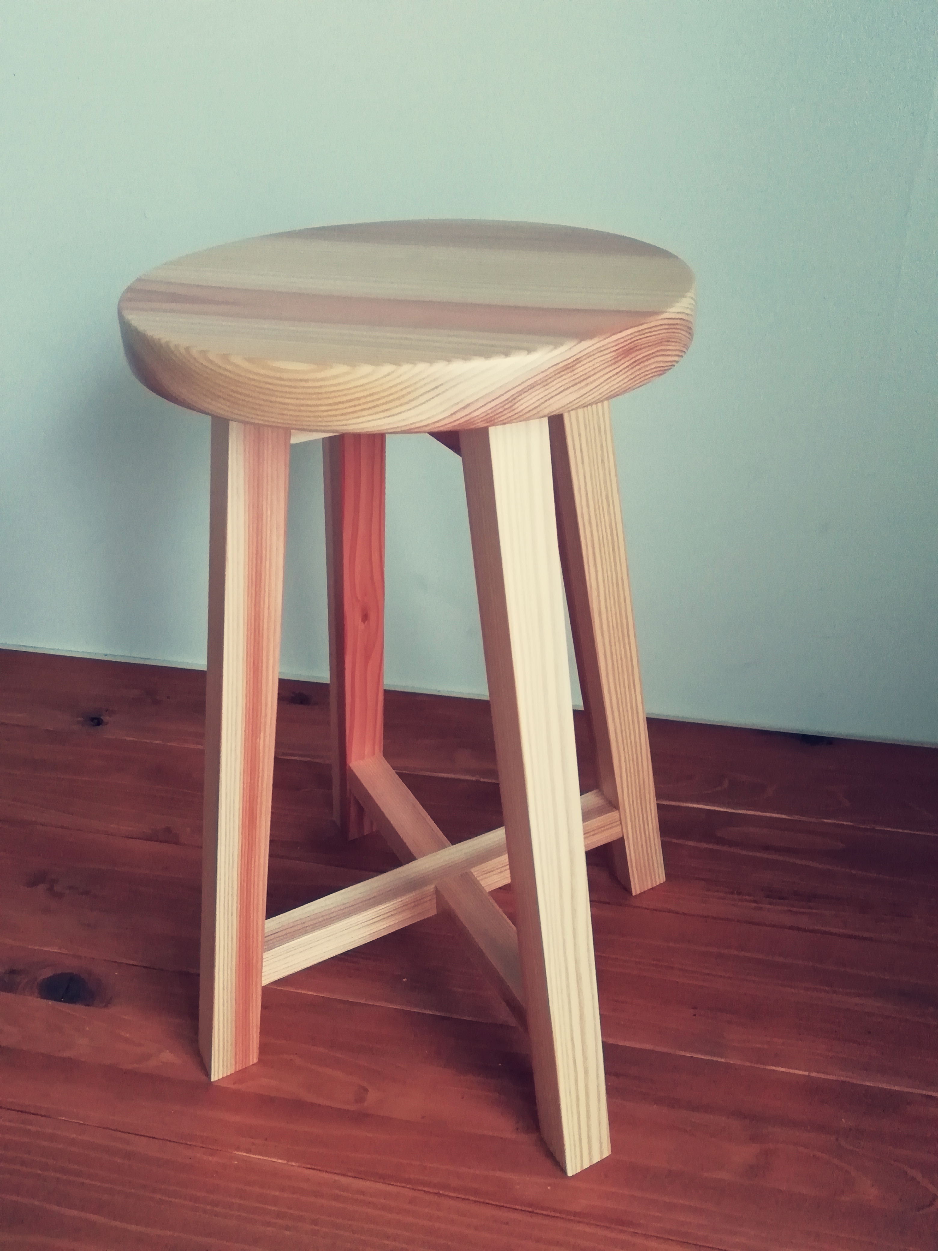 Cedarスツール/ウレタンクリヤ仕上げ