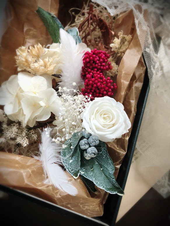 結婚式　花の髪飾り　ホワイトローズのヘッドドレス♯016　プリザーブドフラワー　結婚式 成人式　前撮り 4枚目の画像